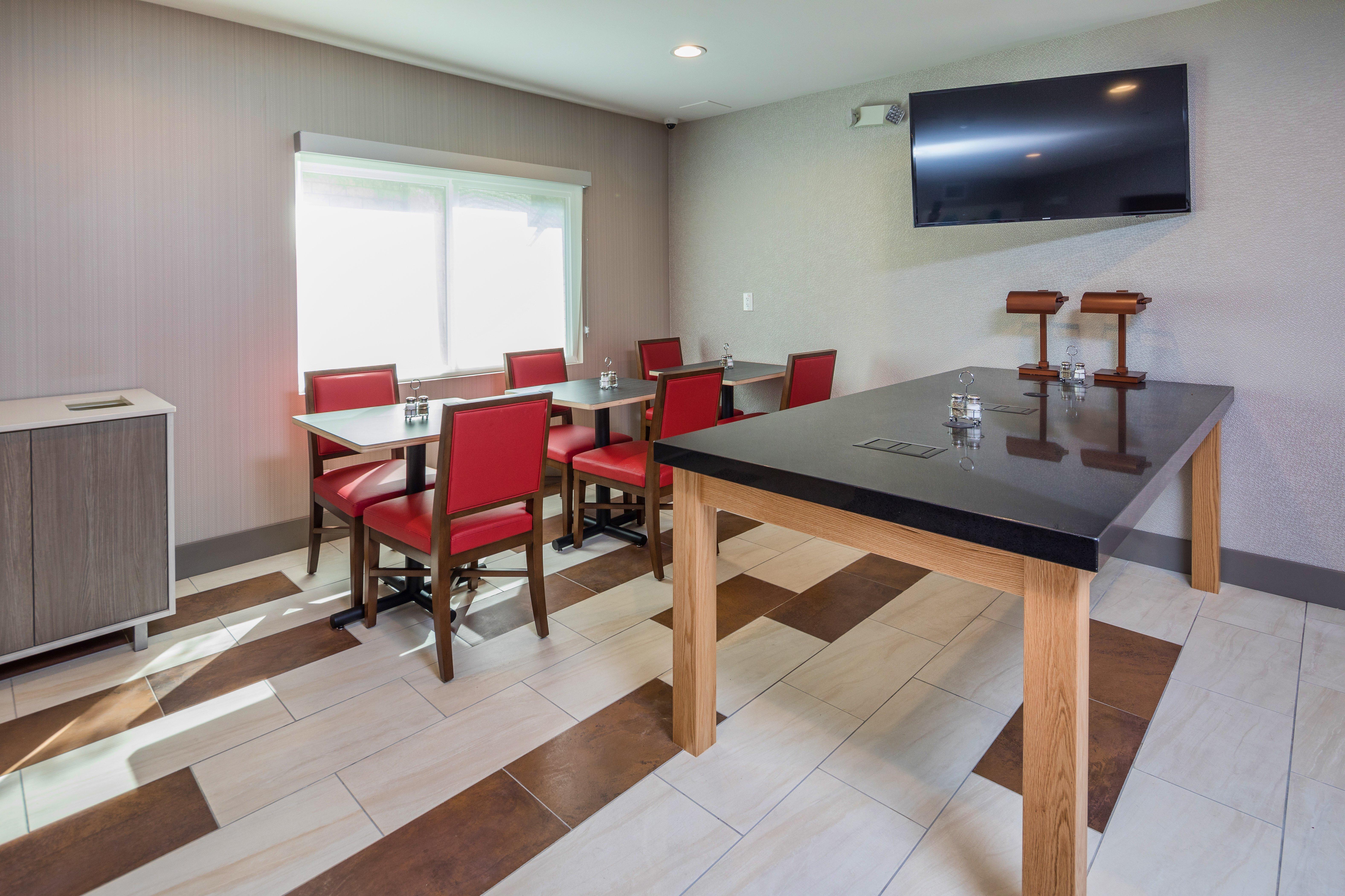 Express - - Silicon Valley By Ihg