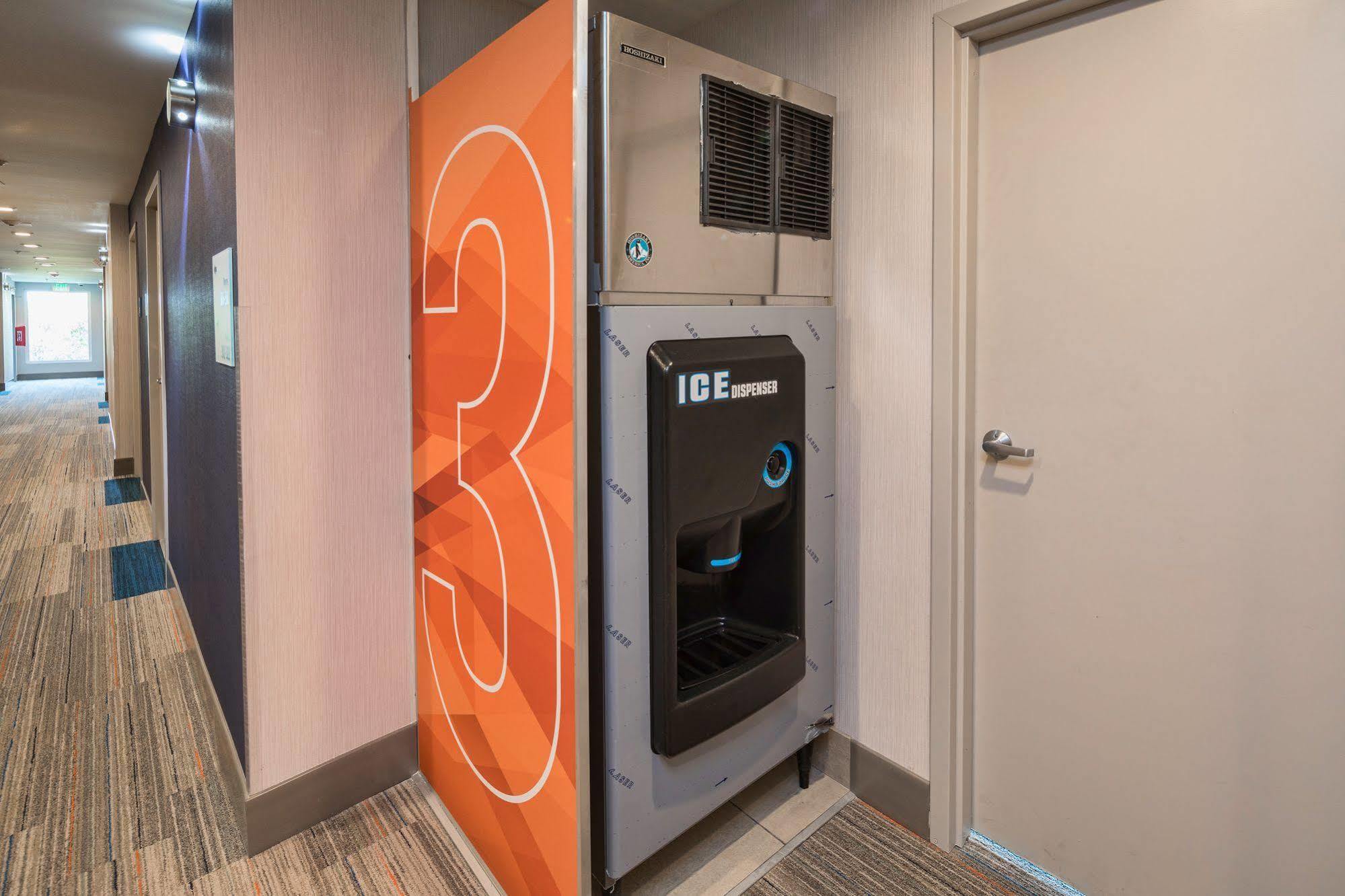 Express - - Silicon Valley By Ihg